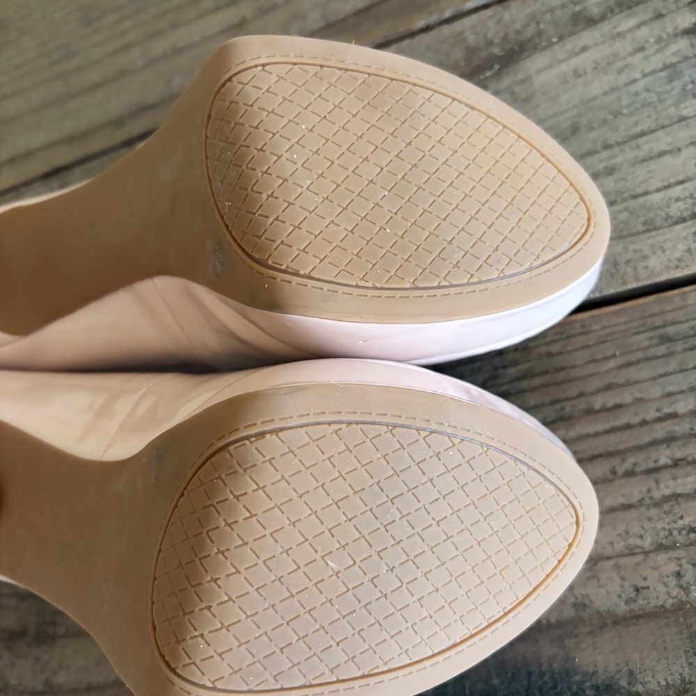 Jessica Simpson Blush Pumps - Picture 7 of 11